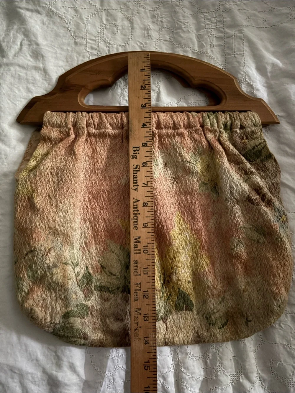 Antique Floral Handbag with Wooden Handles - Beige Floral GORGEOUS!!